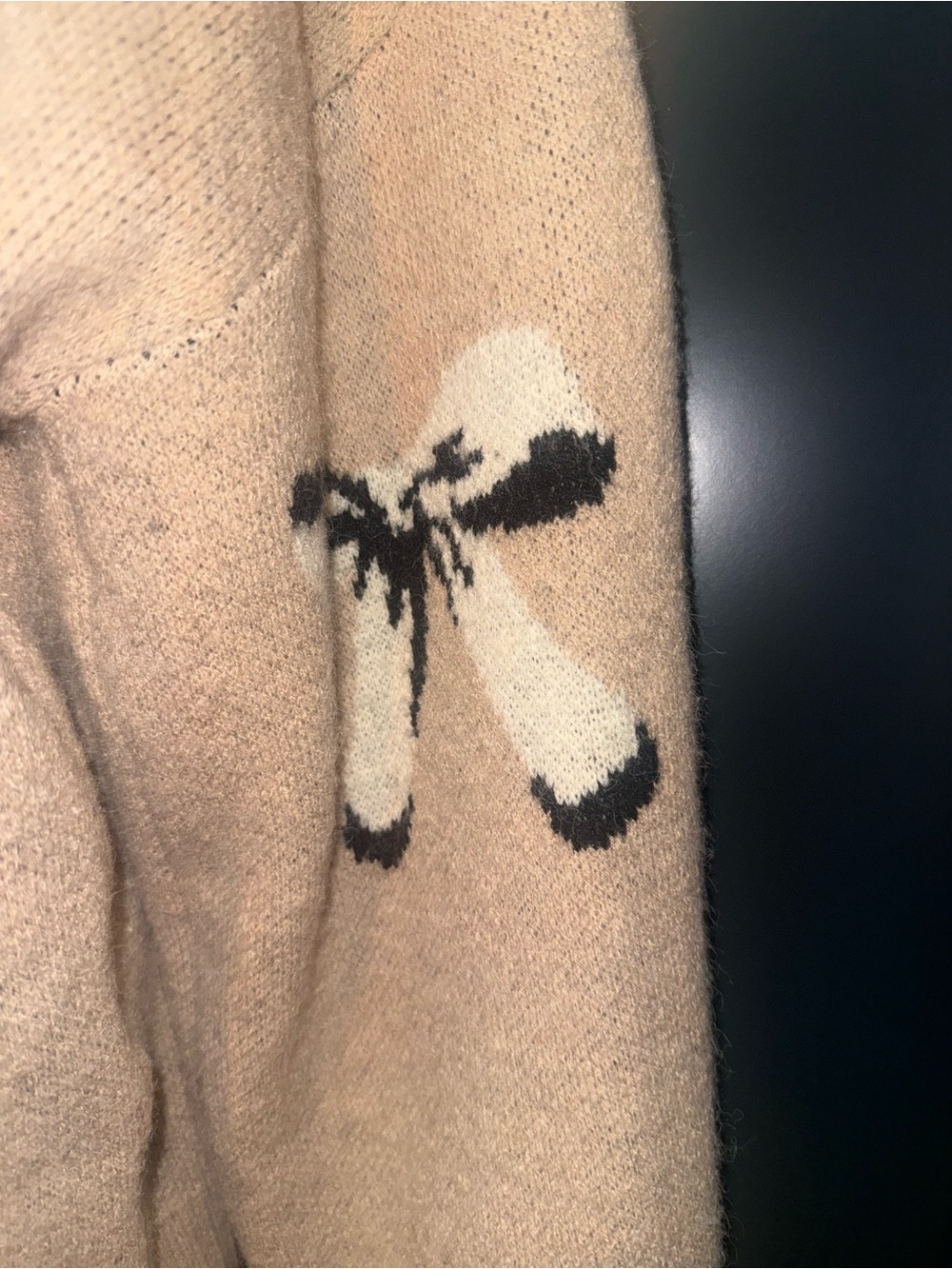 🎀 Women's Bow Crewneck Sweater - Beige (Pinkish Undertones) 🎀 - Picture 2 of 6